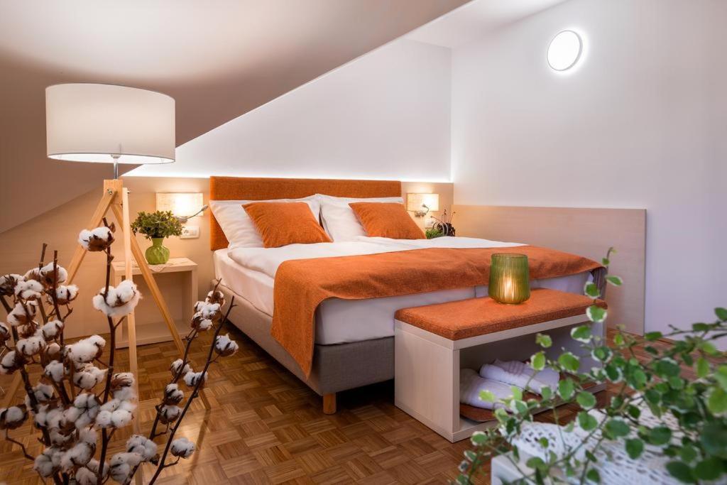 Hotel Gostilna Vovko Ново-Место Экстерьер фото