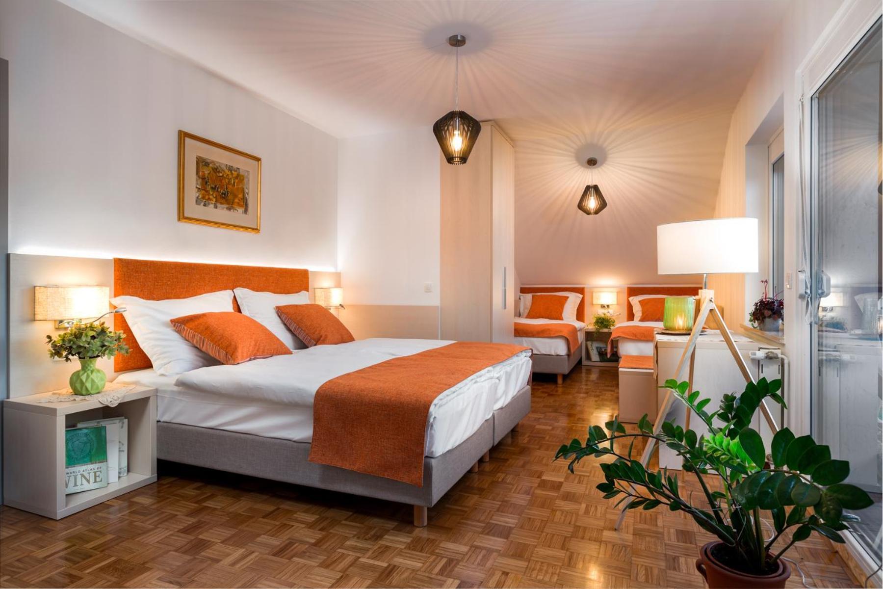 Hotel Gostilna Vovko Ново-Место Экстерьер фото