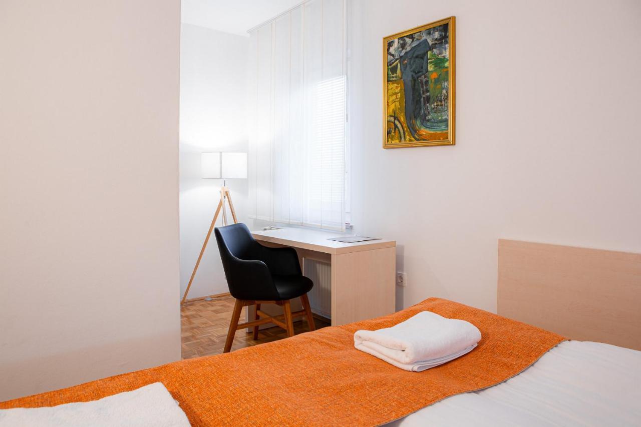 Hotel Gostilna Vovko Ново-Место Экстерьер фото